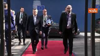 Draghi arriva alla riunione del Consiglio europeo