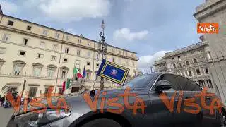 Meloni sceglie auto italiana, arriva a Palazzo Chigi in Alfa Romeo Giulia per insediamento Governo