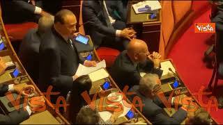 Berlusconi al Senato, l'applauso di Meloni e dei ministri per il suo intervento
