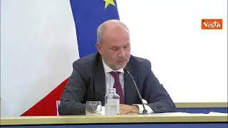Covid, Schillaci: "Approccio sereno e scientifico, nell'interesse unico dei malati"