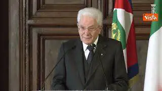 Mattarella: "Sostegno senza riserve a Kiev"