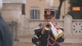 Il volo delle Frecce Tricolori sull'Altare della Patria per il 4 novembre