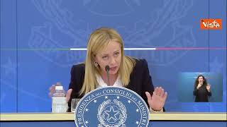 Decreto Rave, la risposta di Meloni: Rispettare leggi, non seguo chi vuole il contrario