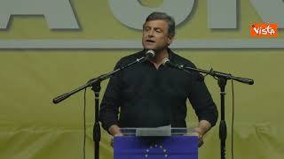 Calenda: "Mi dispiace Letta non sia qui, nostra piazza non lo avrebbe fischiato"
