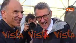 Manifestazione per la Pace, l’abbraccio tra Letta e Landini dopo le contestazioni al leader del Pd