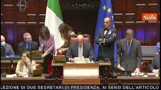 Rampelli: Dal dispenser al "dispensatore", continua battaglia su uso dell'italiano anziché l'inglese