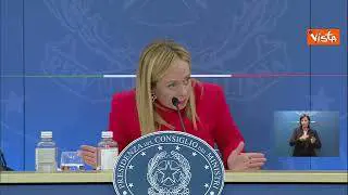 Meloni replica a un giornalista in conferenza stampa: "Non così coraggiosi in altre situazioni"