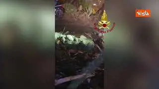 Nubifragio Ischia, le immagini della notte degli interventi dei Vigili del Fuoco