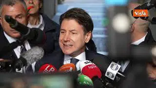 Manovra, Conte: “Governo forte con i poveri, poi si inchina in Europa ai poteri forti”