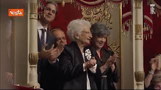 "Grazie Presidente", Mattarella acclamato alla Scala