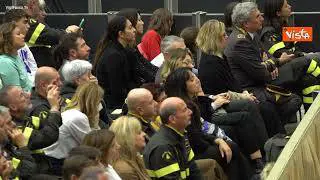 Papa Francesco riceve i Vigili del Fuoco in udienza privata, le immagini