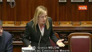 Meloni: “Bizzarro essere accusati di essere sia troppo sovranisti che troppo mainstream”