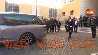 Il feretro di Mihajlović arriva in Campidoglio per la camera ardente