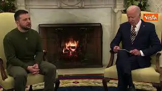 Biden a Zelensky: "Bentornato Presidente, è bello riaverla qui"