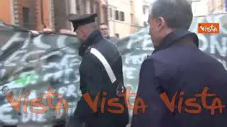 Flash mob contro la "caccia selvaggia" davanti al Senato, tensioni con le Forze dell'ordine