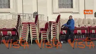 Addio a Ratzinger, sul sagrato quasi pronti i preparativi per il funerale