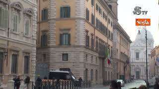 Bandiere a mezz’asta a Palazzo Madama per i funerali di Papa Benedetto XVI