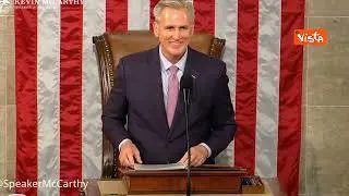 McCarthy eletto speaker della Camera Usa dopo 15 votazioni e scherza: "E' stato facile, eh?"