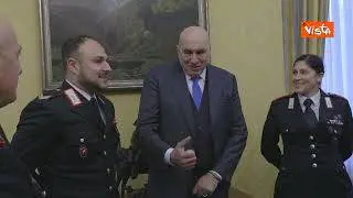 Crosetto incontra coppia di Carabinieri che ha arrestato a Milano aggressore Stazione Termini