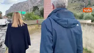 Arresto Messina Denaro, Meloni alla stele di Capaci con il Sottosegretario Mantovano