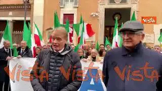 Arresto Messina Denaro, il flashmob di FdI per dire grazie ai Carabinieri