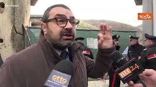 Crolla in un vallone ala del cimitero nel beneventano, l'ira di un cittadino: Recuperare le salme