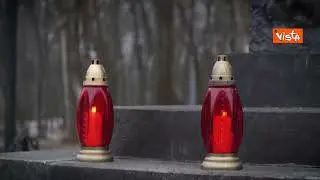 Giornata della Memoria, Zelensky depone candele al memoriale della Shoah di Kiev