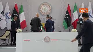 La firma dell’accordo per il gas tra Eni e Noc a Tripoli in Libia, le immagini