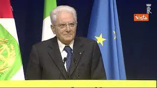 Lungo applauso dei Sindaci a Mattarella durante presentazione progetto Poste Italiane “Polis”