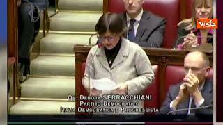 Serracchiani a Nordio: "Revochi deleghe a Delmastro". Applauso dei Deputati del Pd