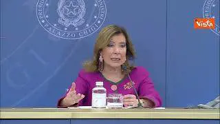 Presidenzialismo, Casellati: "Entro giugno bozza per riforma costituzionale"