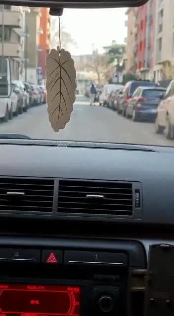 Città a bassa velocità: a Milano è caos in strada
