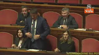 Salvini e Renzi si scambiano “complimenti” durante il botta e risposta nel Question Time al Senato