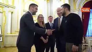 Biden a sorpresa a Kiev, l'incontro con Zelensky nel centro della Capitale ucraina
