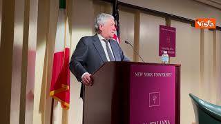 L'applauso per Tajani alla New York University