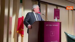 L'applauso per Tajani alla New York University