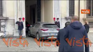 Meloni arriva a Palazzo Chigi per l’incontro con Governatori Lazio e Lombardia Rocca e Fontana