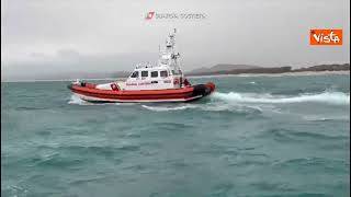 Strage di migranti a Cutro, le immagini dei soccorsi