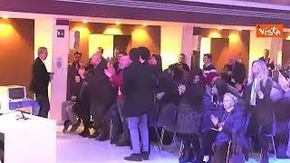 Standing ovation per Della Vedova al congresso di +Europa: Ma non vi siete liberati di me