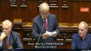 Piantedosi: Su imbarcazione Cutro presenti circa 180 persone e 4 scafisti