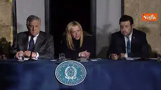 Meloni: "Norma su Marina? Crosetto ha ritirato proposta"