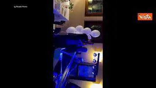 Il duetto di Meloni e Salvini per i 50 anni del leader della Lega