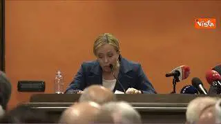 Meloni: "Ringrazio Dio perché costretta a scegliere"