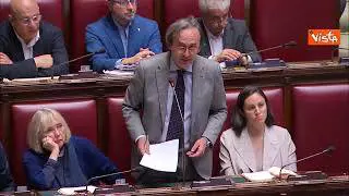 Bonelli a Meloni: "Se fosse per voi, saremmo ancora al calesse"