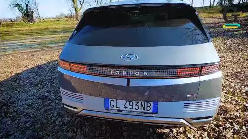 Hyundai Ioniq 5 2023, le nostre pillole: guarda il video
