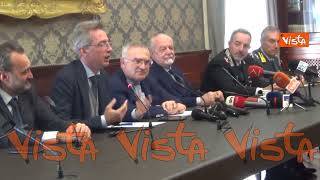 L'appello del sindaco di Napoli Manfredi: No a dipingere la città di azzurro