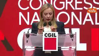 Meloni strappa un applauso al termine del suo intervento alla Cgil