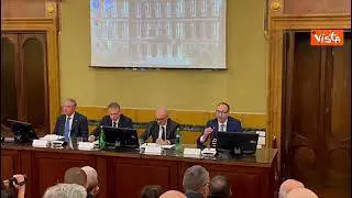 Stretta su farine di insetti, l'Italia vara 4 decreti. L'annuncio in Conferenza Regioni