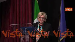 Calderone: "Gli assistenti sociali presidiano i diritti e sono riferimento per i più fragili"