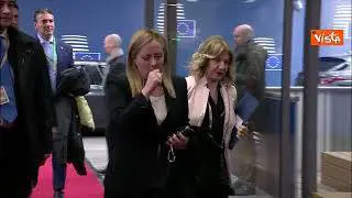 Meloni arriva alla riunione del Consiglio europeo